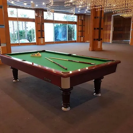 Azura Park Apartment